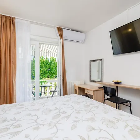 Gasthuis & Ivica Krk Town