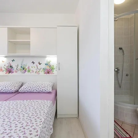 & Ivica Casa de hóspedes Krk Town