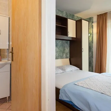 & Ivica Guest house 2*