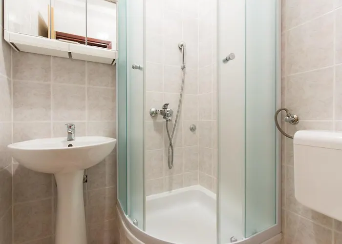 & Ivica Konukevi Krk Town